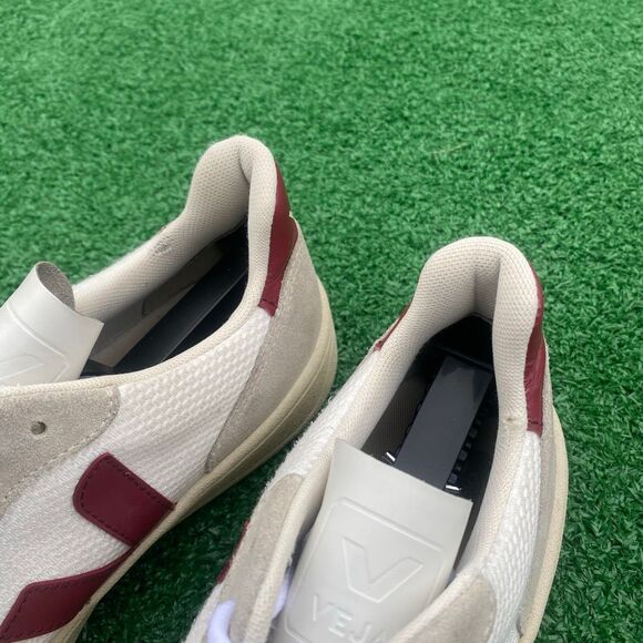 VEJA V-10 - Women’s Sneakers Shoes - SIZE 9 - Picture 5 of 10